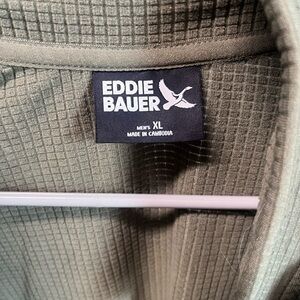 Eddie Bauer Men's Olive Green Sweatshirt
